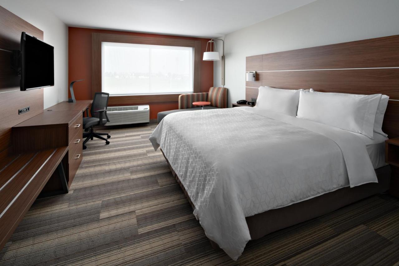 Holiday Inn Express & Suites - Elkhorn - Lake Geneva Area By Ihg Extérieur photo