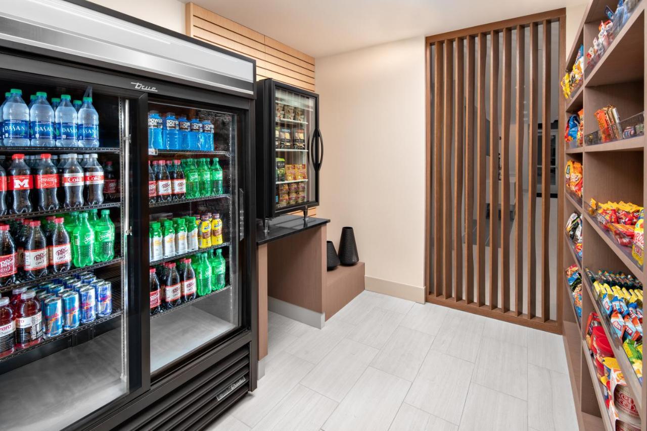 Holiday Inn Express & Suites - Elkhorn - Lake Geneva Area By Ihg Extérieur photo